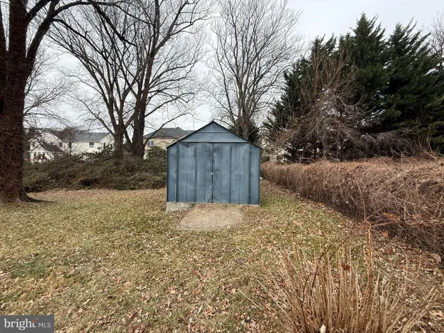 $3,850 | 4032 Olley Lane, Fairfax, VA 22032