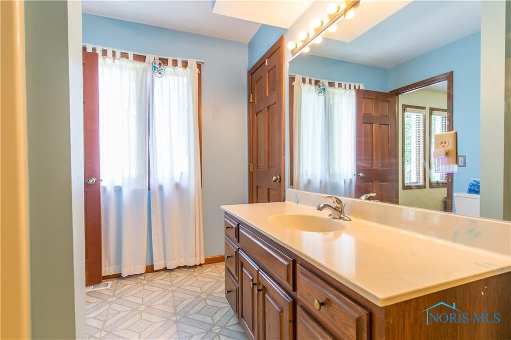 515 South River Road Waterville, OH 43566 - Photo 17 of 22 Gallery Image 17