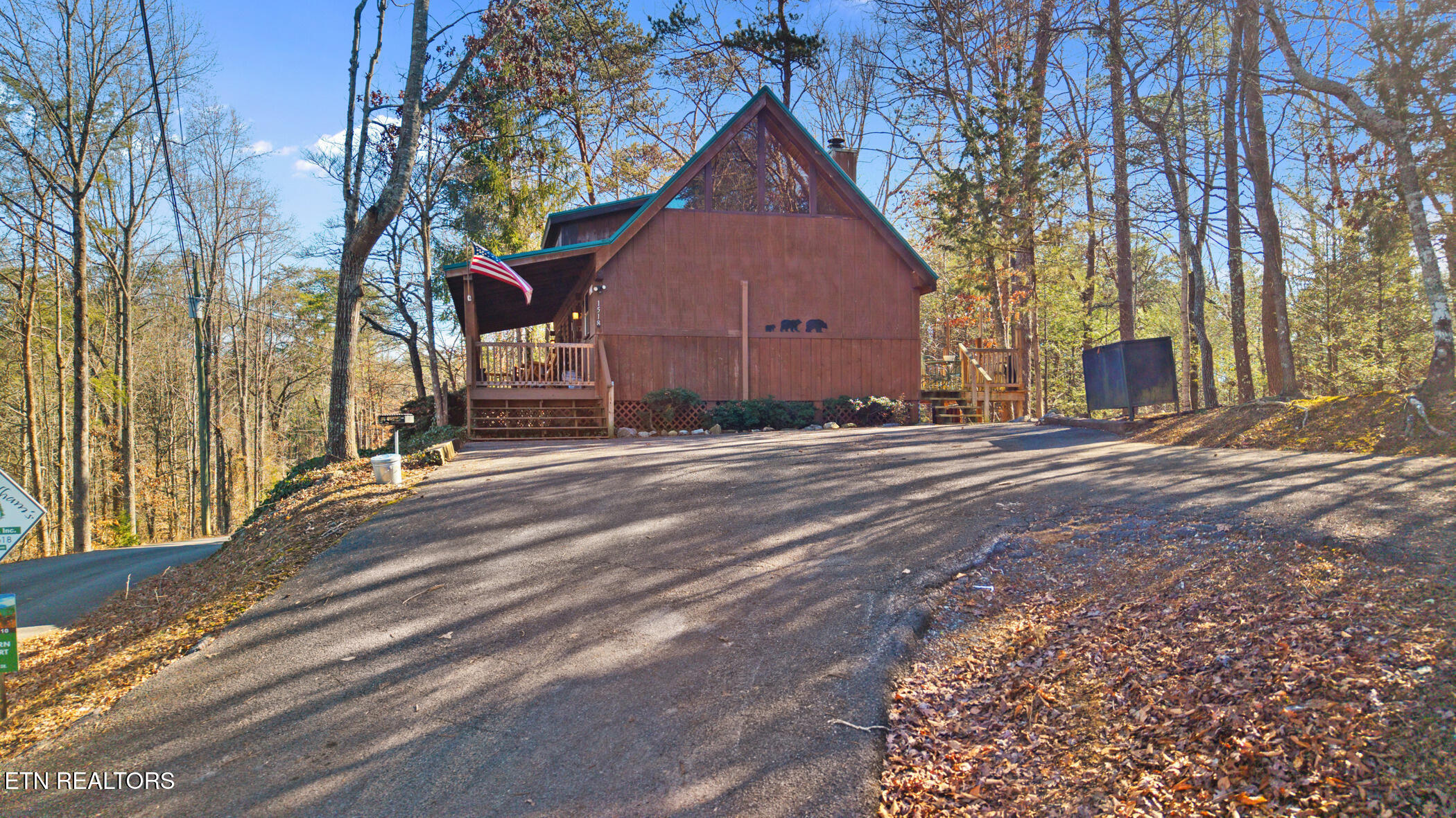 1518 Ridgecrest Drive Sevierville, TN 37876 - Photo 36 of 41 dji_20260119135517_0937_d