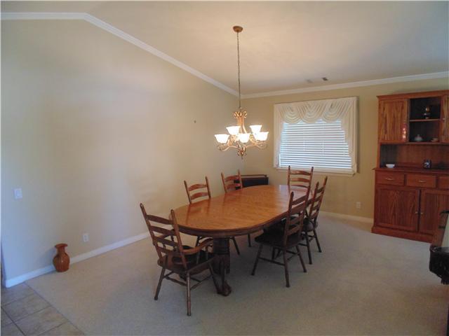 2310 Trails End Fallbrook, CA 92028 - Photo 3 of 5 Gallery Image 3