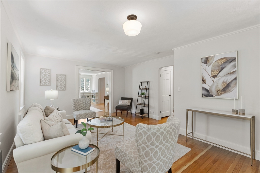 49 Hillsdale Road Arlington, MA 02476 - Photo 10 of 37 Gallery Image 10