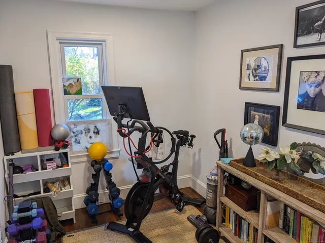 $4,250 | 265 Homeland Street, Fairfield, CT 06825