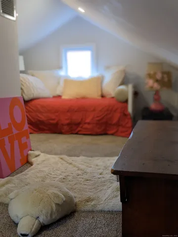 $4,250 | 265 Homeland Street, Fairfield, CT 06825