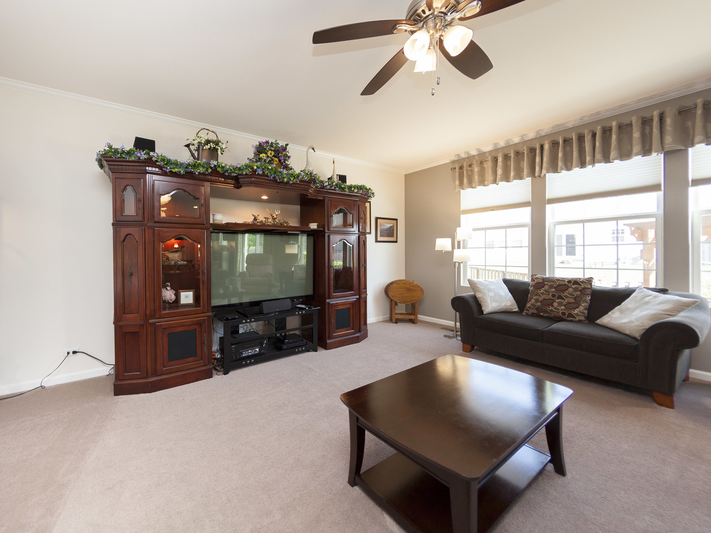 3011 Range Road Elgin, IL 60124 - Photo 11 of 35