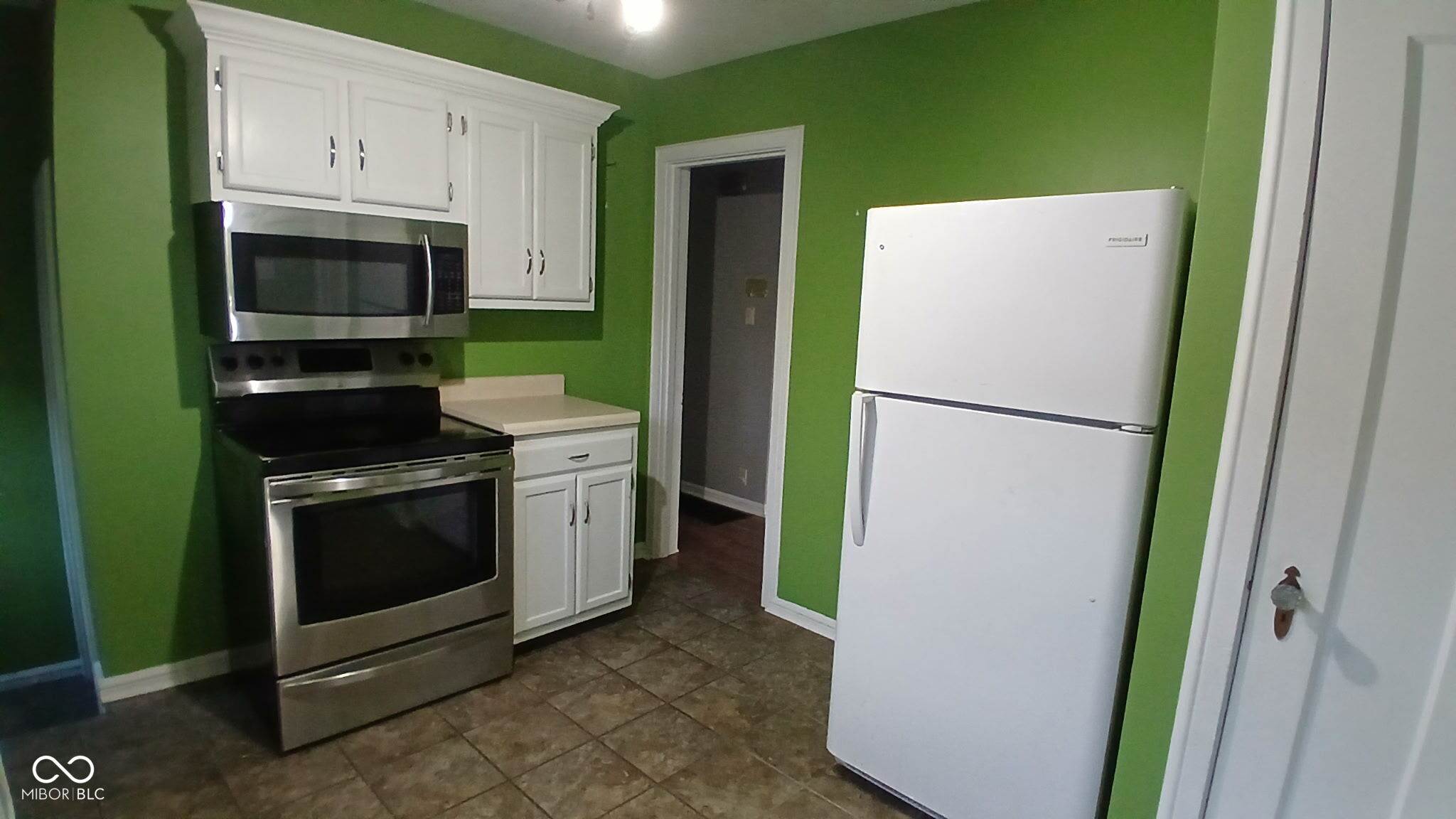 35 North Elizabeth Street Indianapolis, IN 46219 - Photo 11 of 26