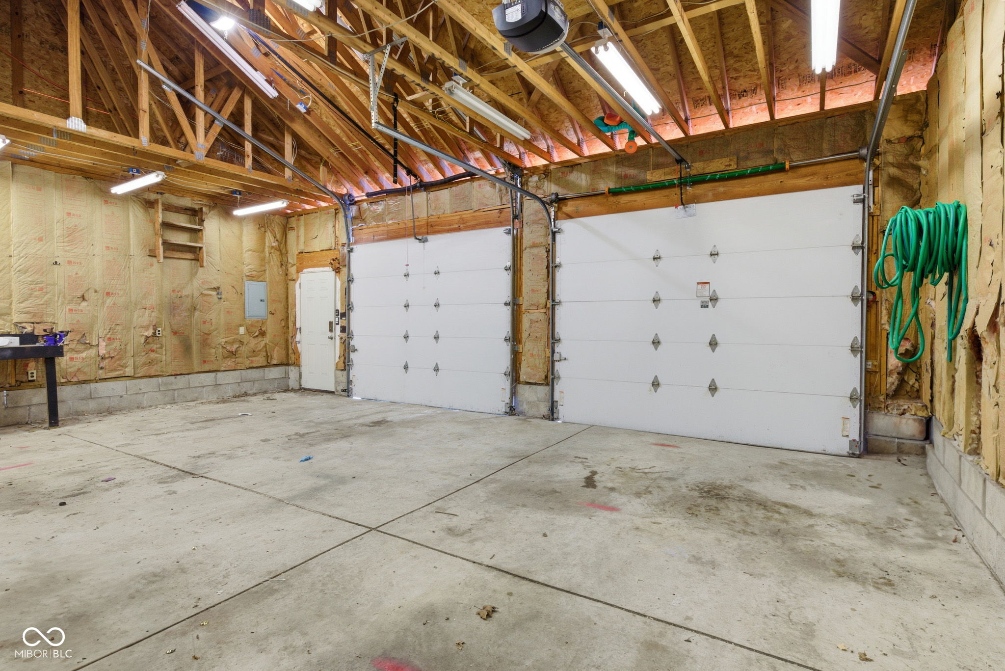 35 North Elizabeth Street Indianapolis, IN 46219 - Photo 24 of 26