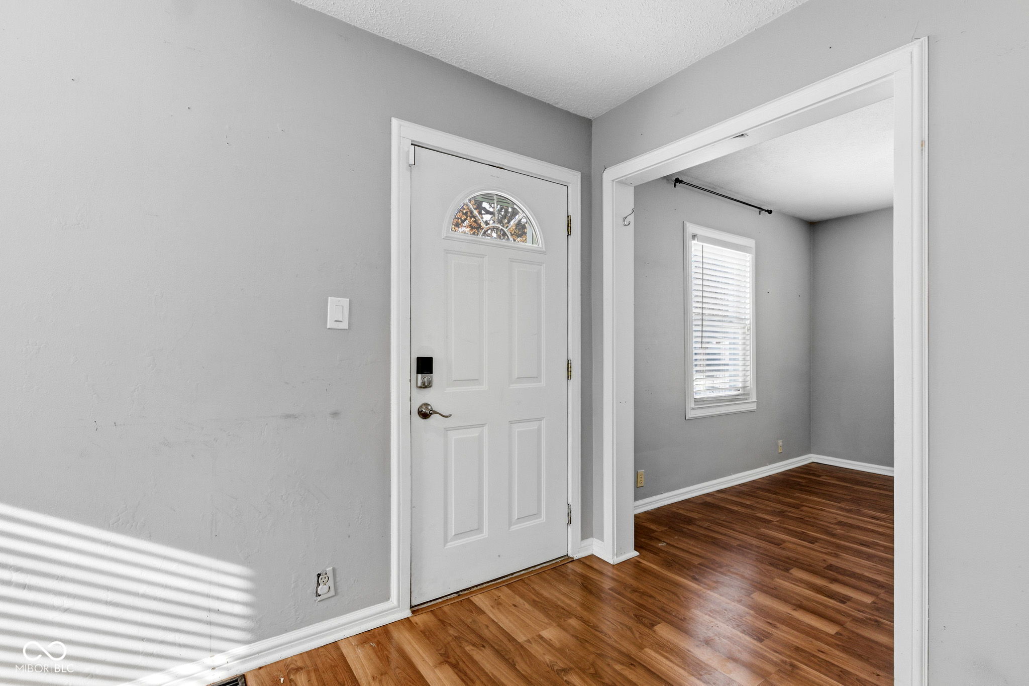 35 North Elizabeth Street Indianapolis, IN 46219 - Photo 4 of 26