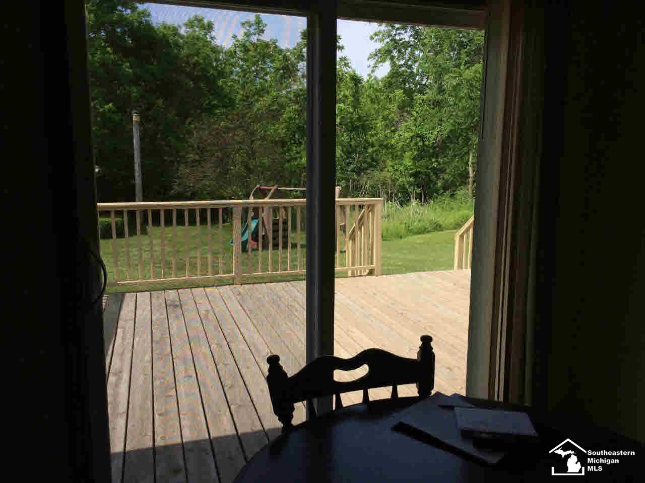 1831 Heiss Road Monroe, MI 48162 - Photo 7 of 21 21172005-6.JPG