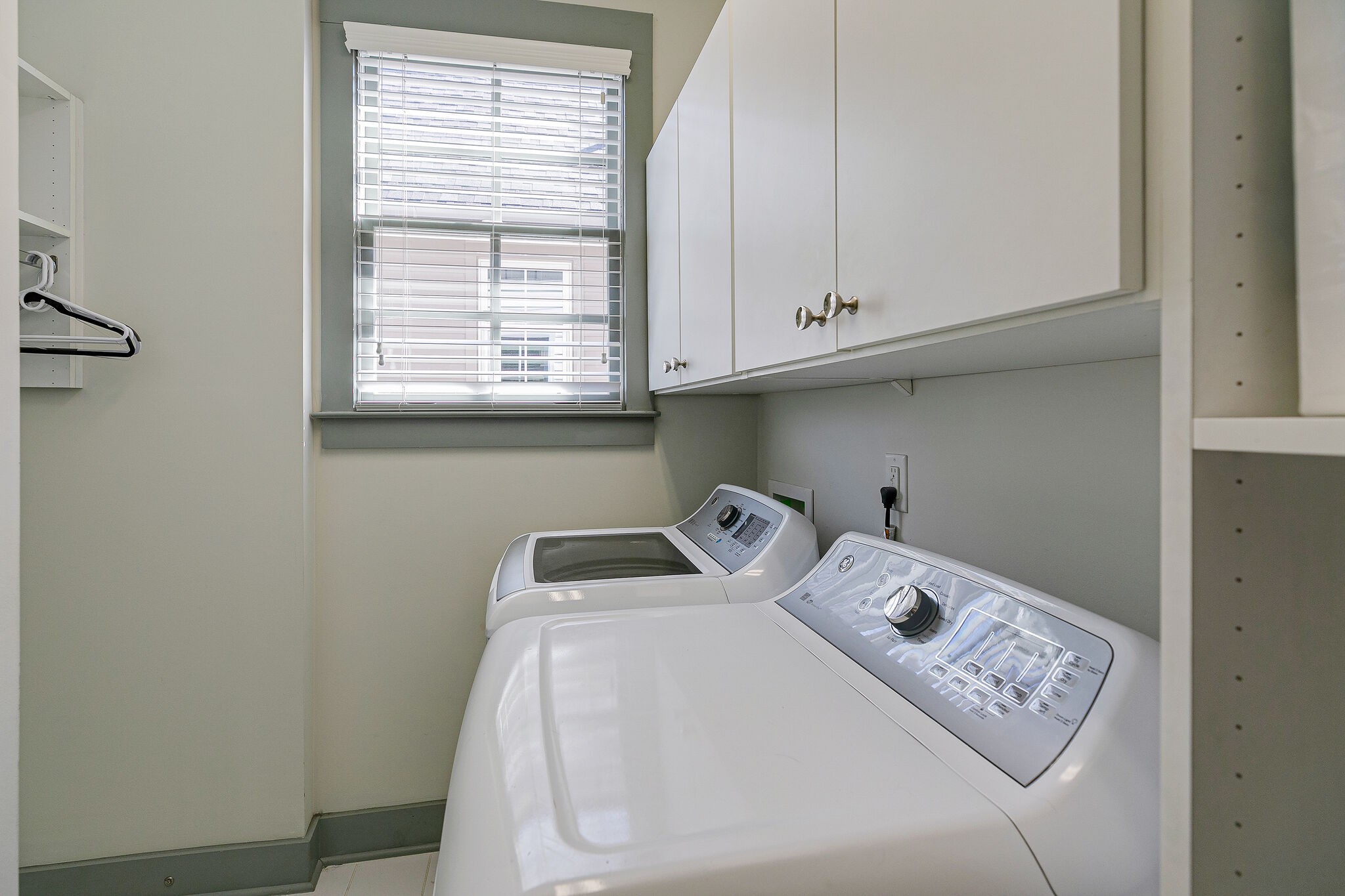 104 Cottage Lane Franklin, TN 37064 - Photo 13 of 19 a bedroom with a bed and a window