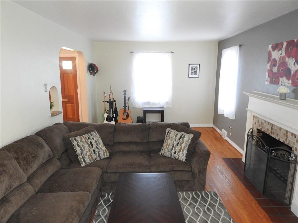 113 Crescent Hills Road Pittsburgh, PA 15235 - Photo 7 of 15 Gallery Image 7
