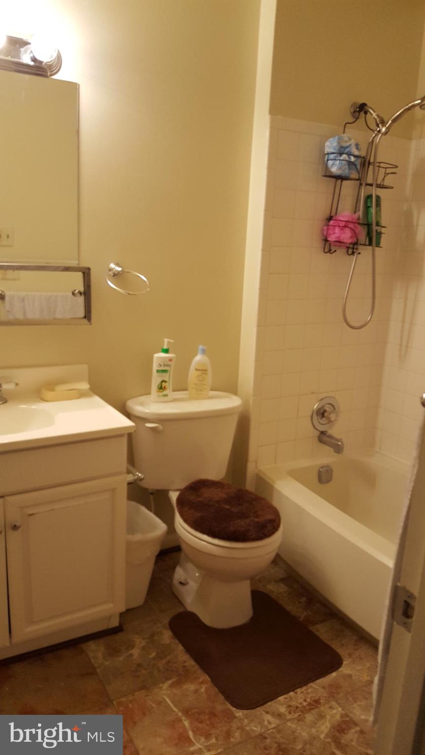 10699 Spring Oak Court Burke, VA 22015 - Photo 15 of 23