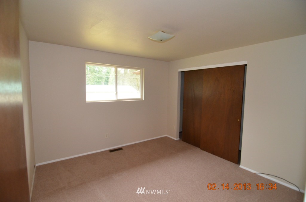 11913 Southeast 186th Place Renton, WA 98058 - Photo 8 of 8 Gallery Image 8