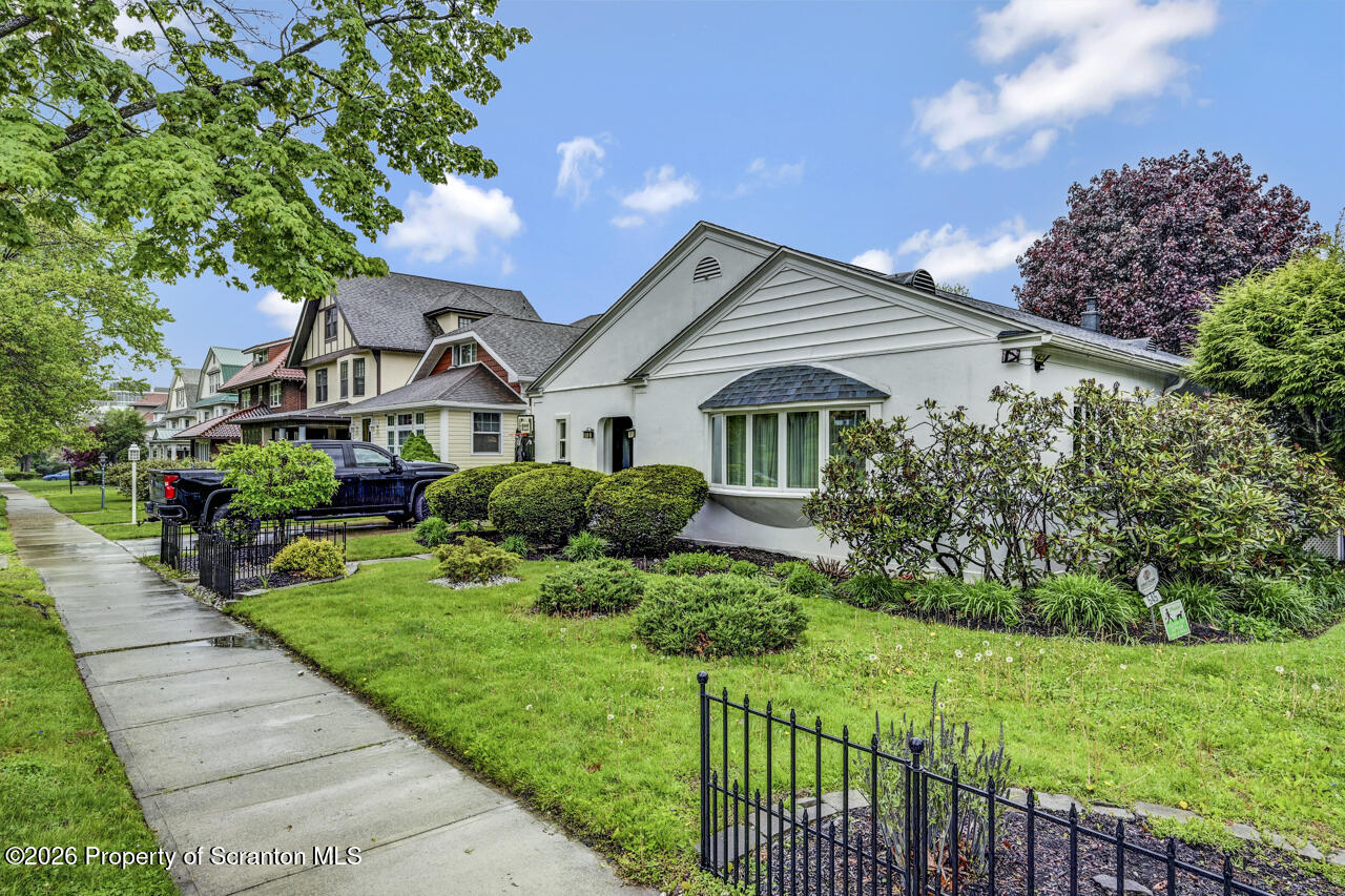 545 Arthur Avenue Scranton, PA 18510 - Photo 2 of 47 545ArthurAve01-jpg