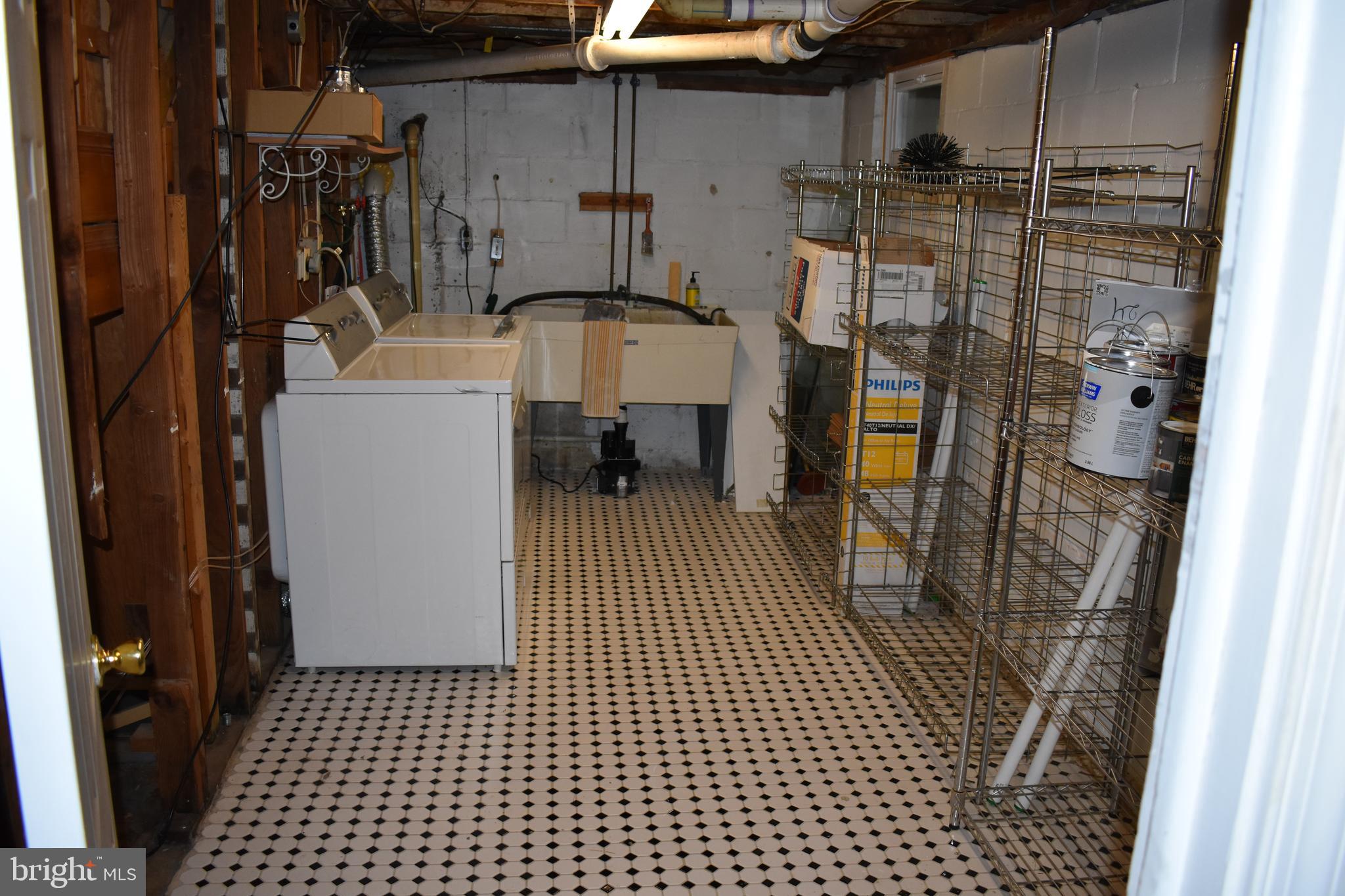 636 Orpington Road Baltimore, MD 21229 - Photo 21 of 24