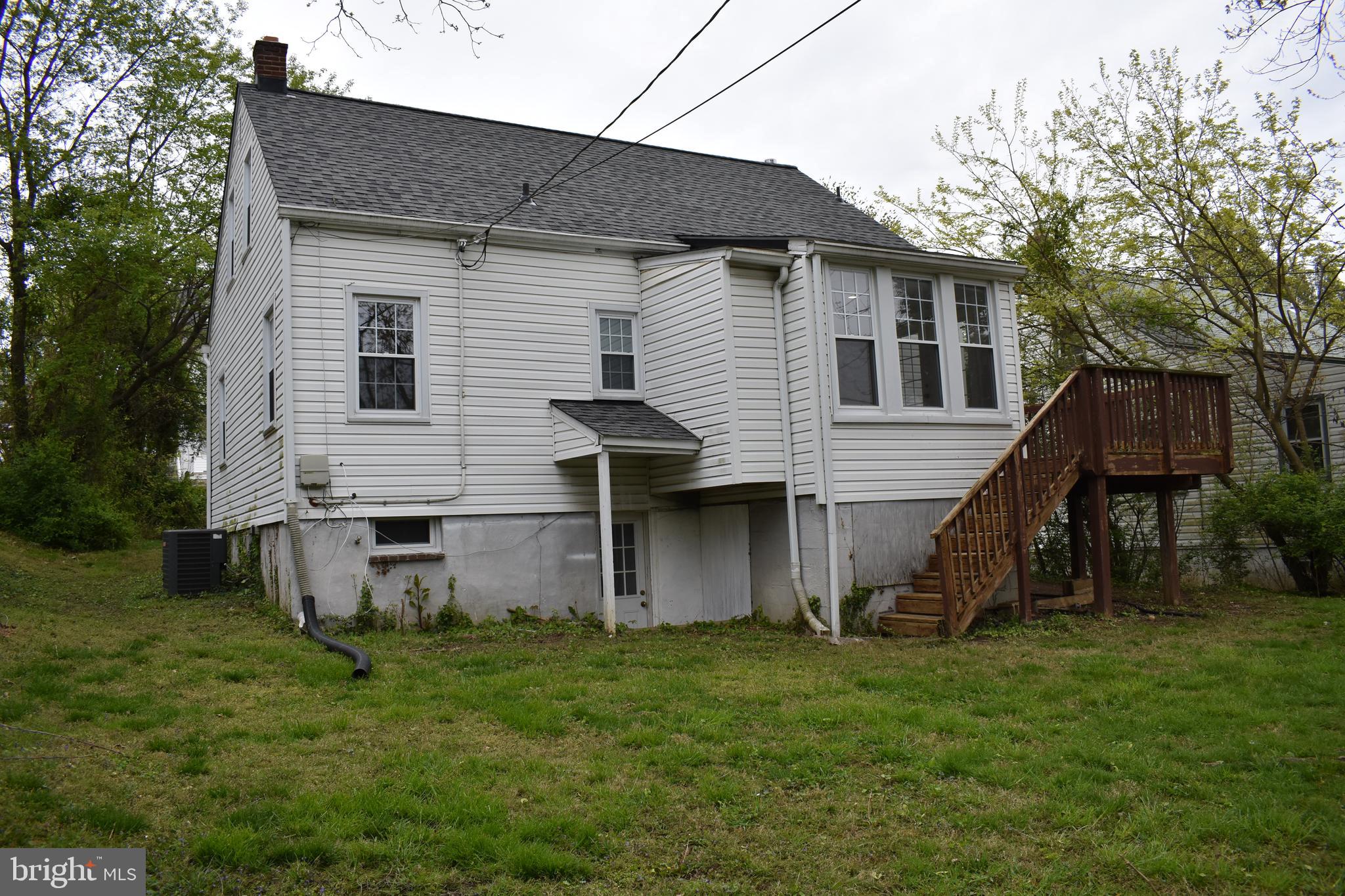 636 Orpington Road Baltimore, MD 21229 - Photo 23 of 24