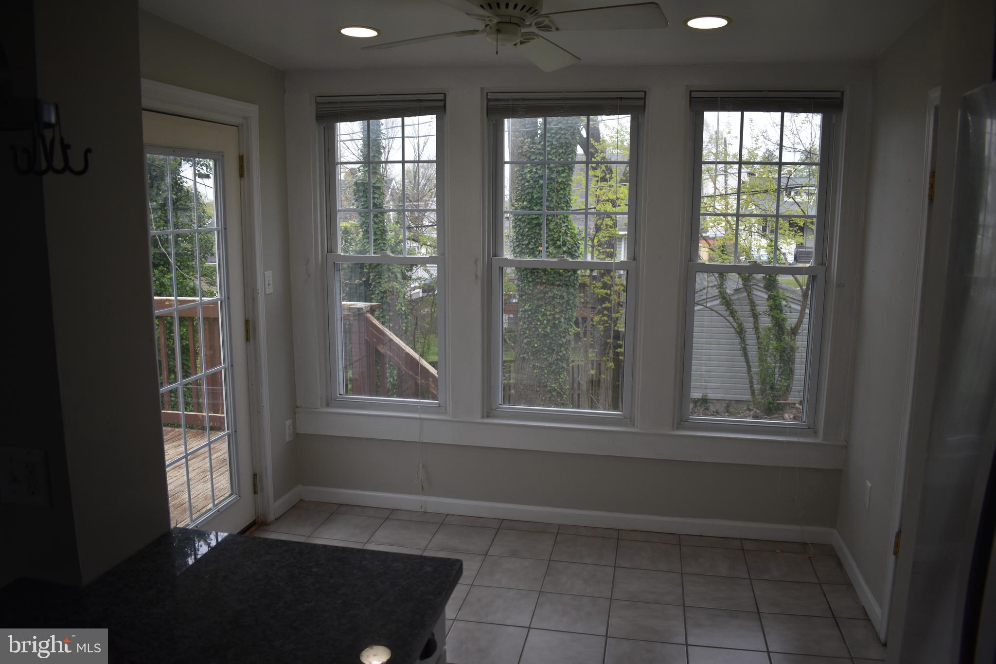 636 Orpington Road Baltimore, MD 21229 - Photo 8 of 24
