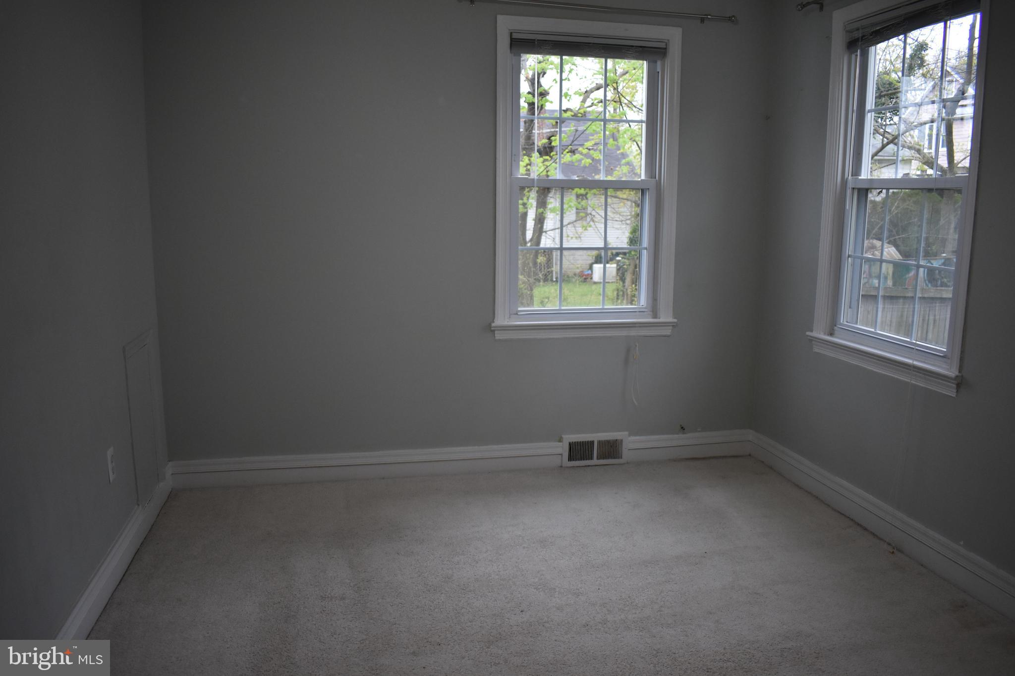 636 Orpington Road Baltimore, MD 21229 - Photo 10 of 24