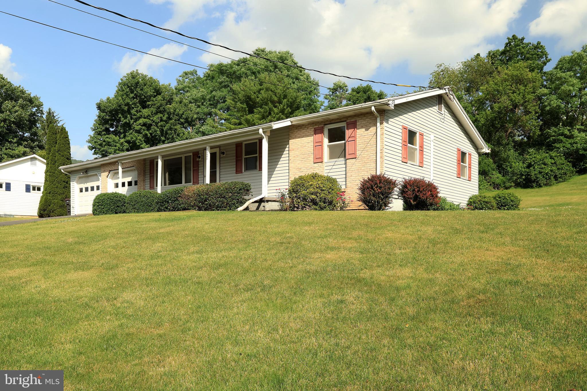 1526 Yardal Road State College, PA 16801 - Photo 39 of 51