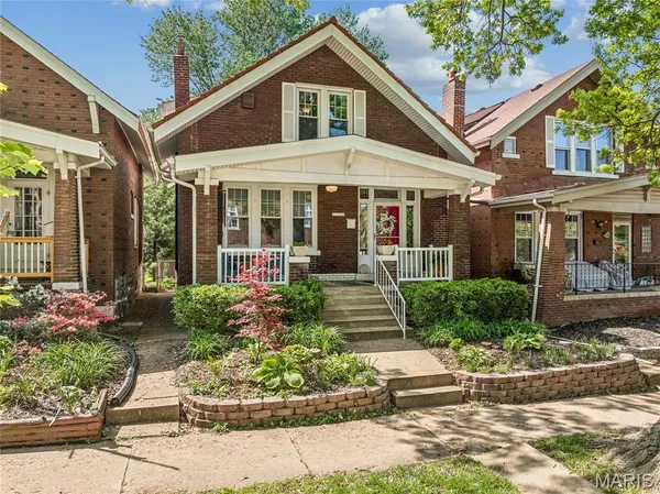 $319,900 | 5344 Lansdowne Avenue, St. Louis, MO 63109