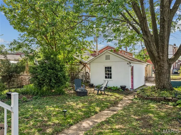 $319,900 | 5344 Lansdowne Avenue, St. Louis, MO 63109