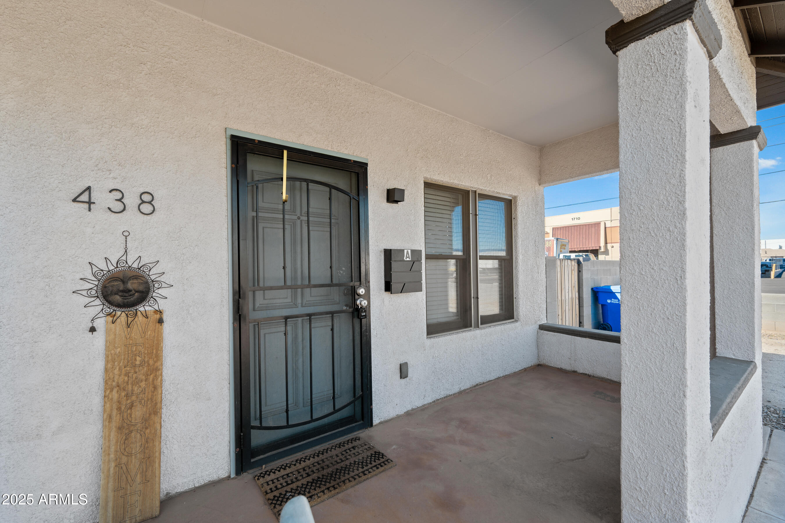 438 North 17th Avenue, Unit A Phoenix, AZ 85007 - Photo 4 of 20 a view of a livingroom with a furniture