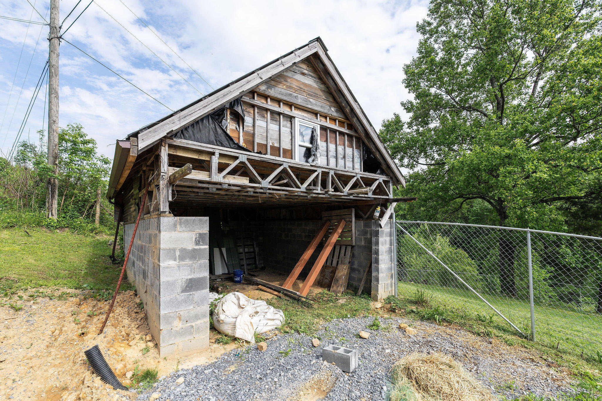 206 Stout Hollow Road Hampton, TN 37658 - Photo 34 of 54 DSC00908
