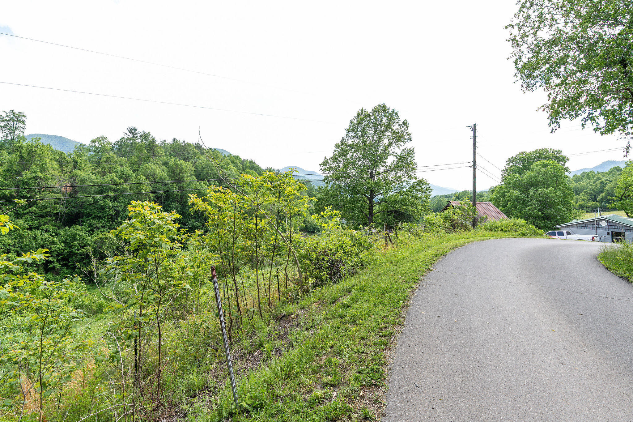 206 Stout Hollow Road Hampton, TN 37658 - Photo 49 of 54 DSC00858