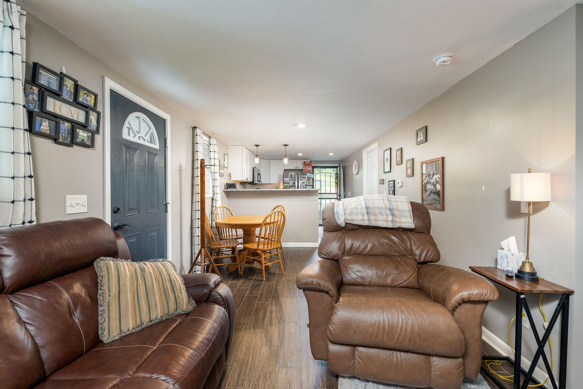 206 Stout Hollow Road Hampton, TN 37658 - Photo 9 of 54 DSC01042-Edit
