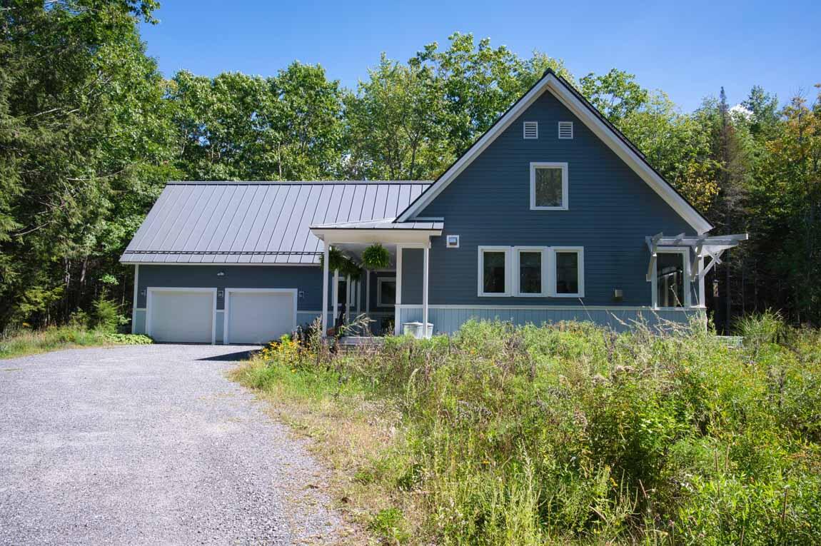 42 Intervale Road Freeport, ME 04032 - Photo 33 of 41 Driveway view