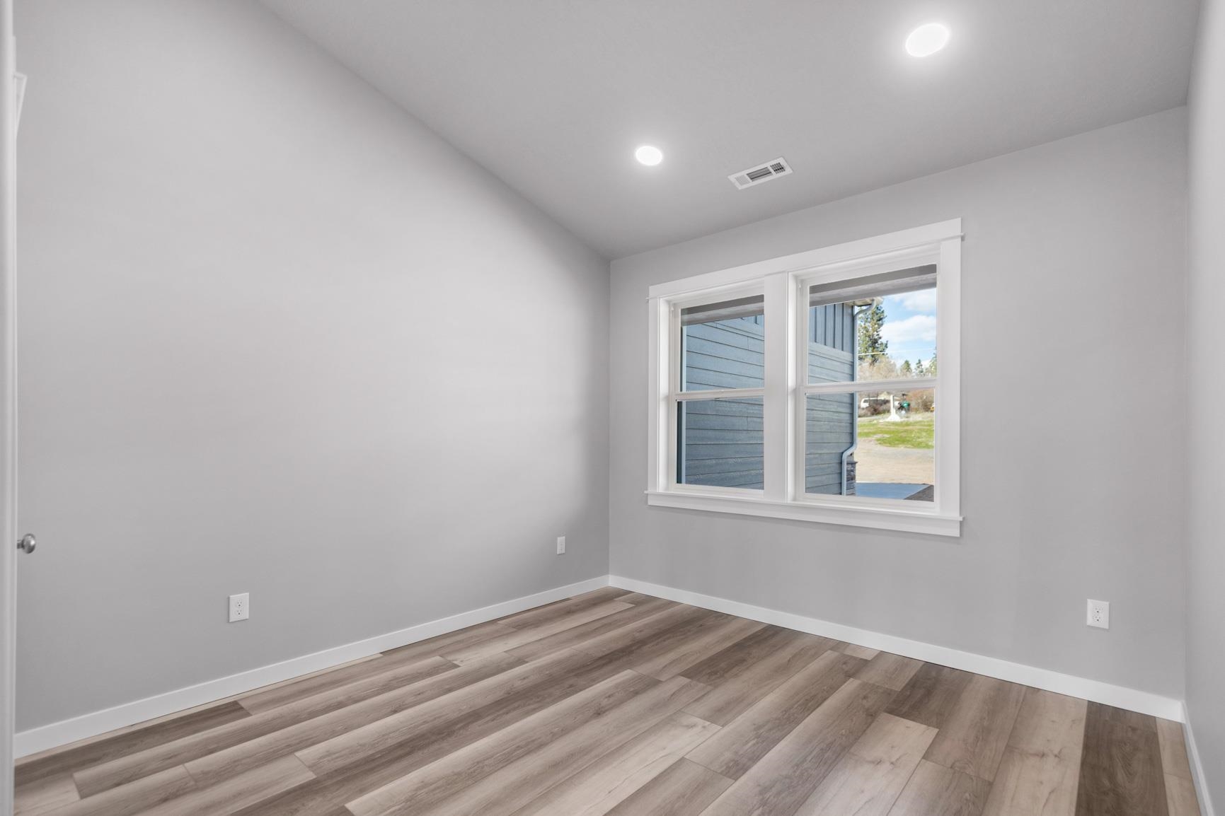 5101 West Morning Lane Spokane, WA 99224 - Photo 13 of 40