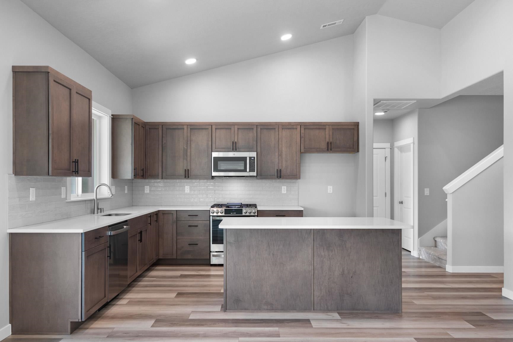 5101 West Morning Lane Spokane, WA 99224 - Photo 8 of 40