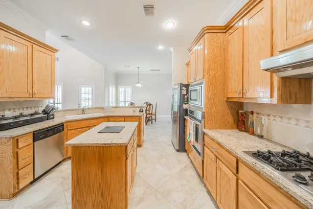 $750,000 | 22951 Colorado Drive, Porter, TX 77365