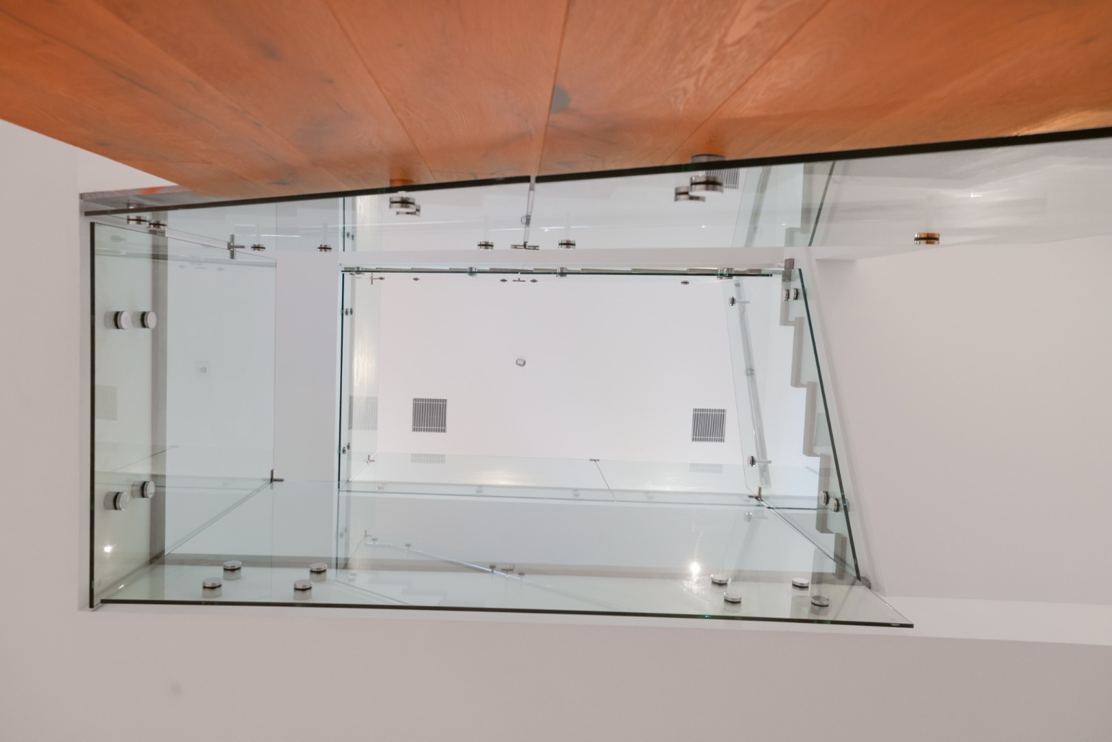 12 Derrymore Road Nantucket, MA 02554 - Photo 26 of 35