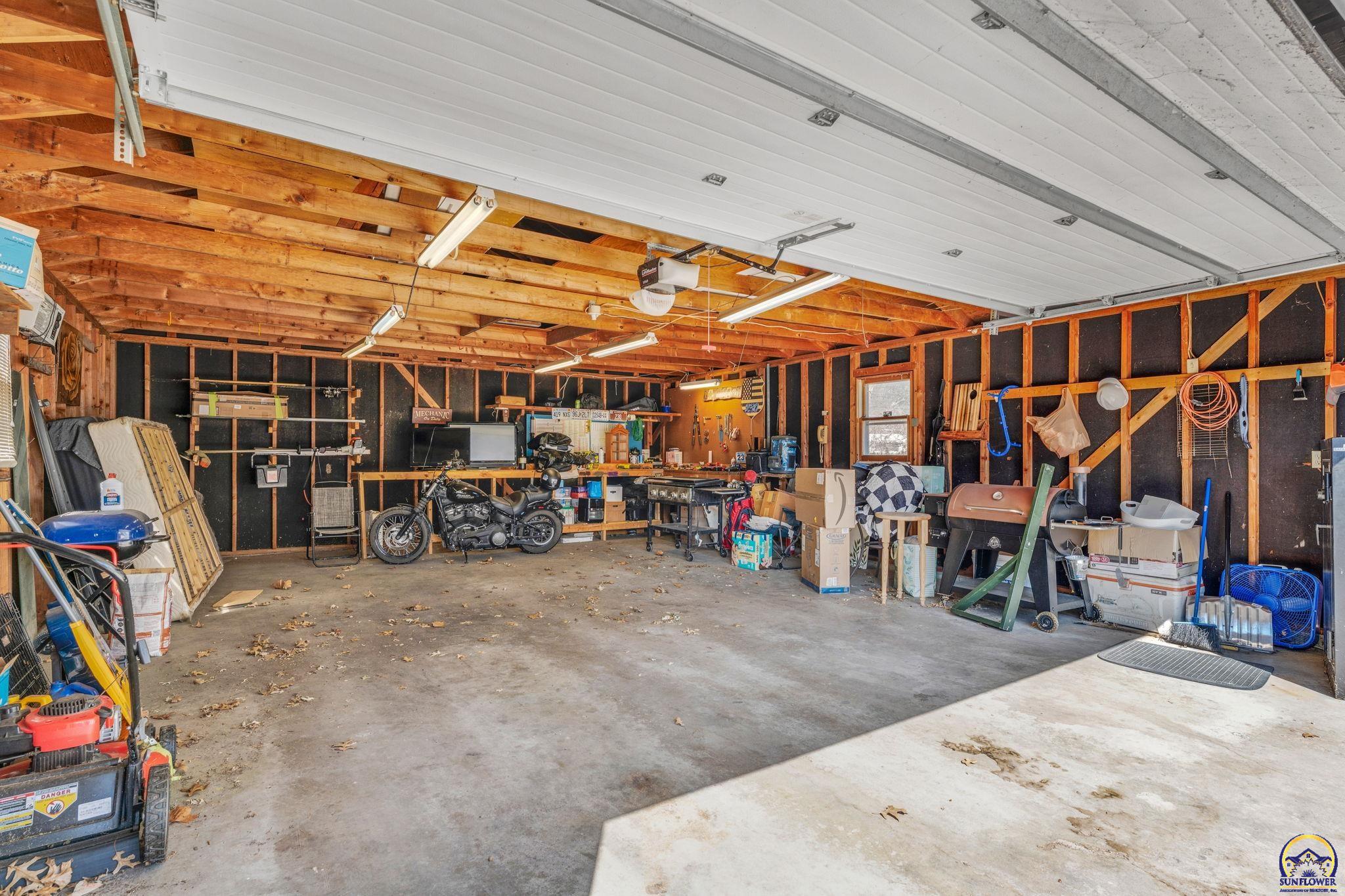 4308 Southwest 19th Street Topeka, KS 66604 - Photo 37 of 37