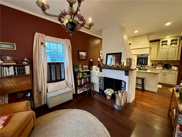 $629,900 | 172 Bluff Avenue, Cranston, RI 02905