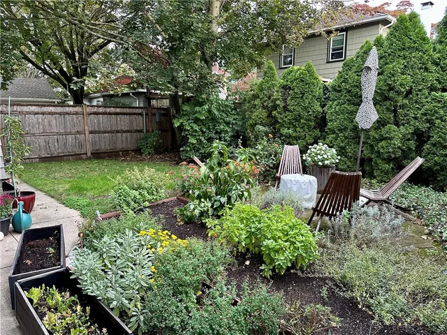 $629,900 | 172 Bluff Avenue, Cranston, RI 02905