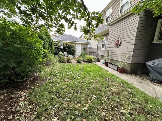 $629,900 | 172 Bluff Avenue, Cranston, RI 02905