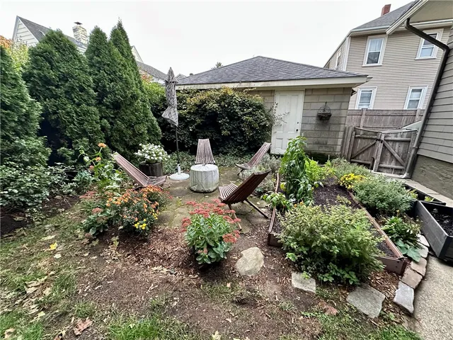 $629,900 | 172 Bluff Avenue, Cranston, RI 02905