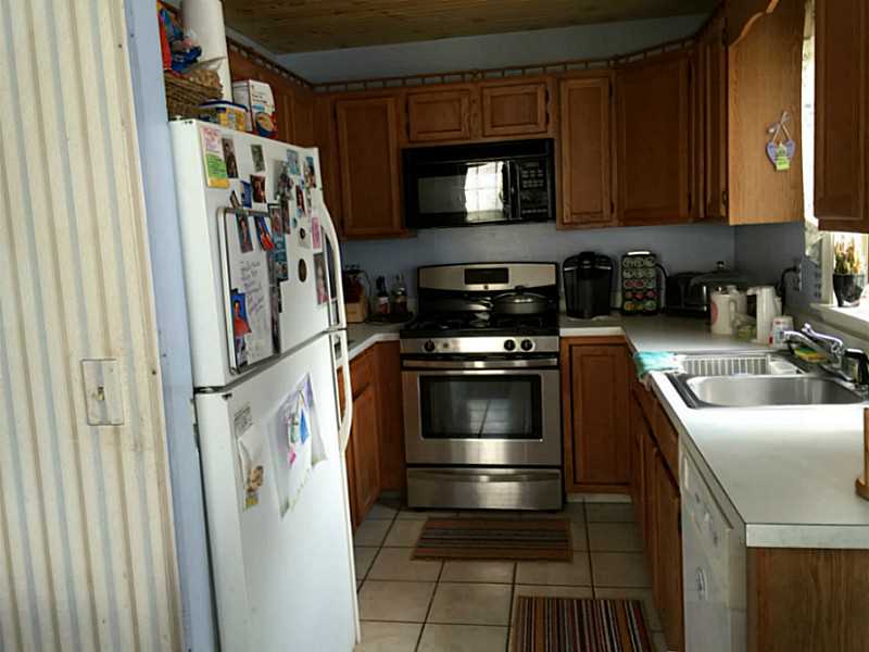 45 Springbrook Road, Unit 45A Westerly, RI 02891 - Photo 2 of 8 Kitchen.
