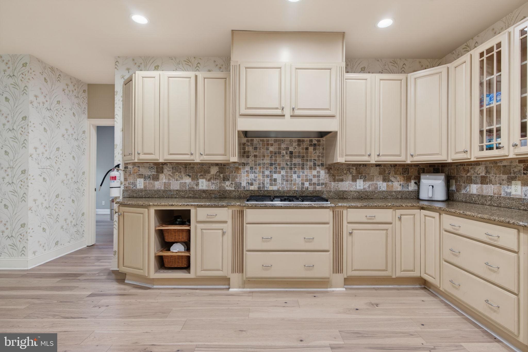 344 Whig Lane Road Pilesgrove, NJ 08098 - Photo 7 of 49 Gallery Image 7