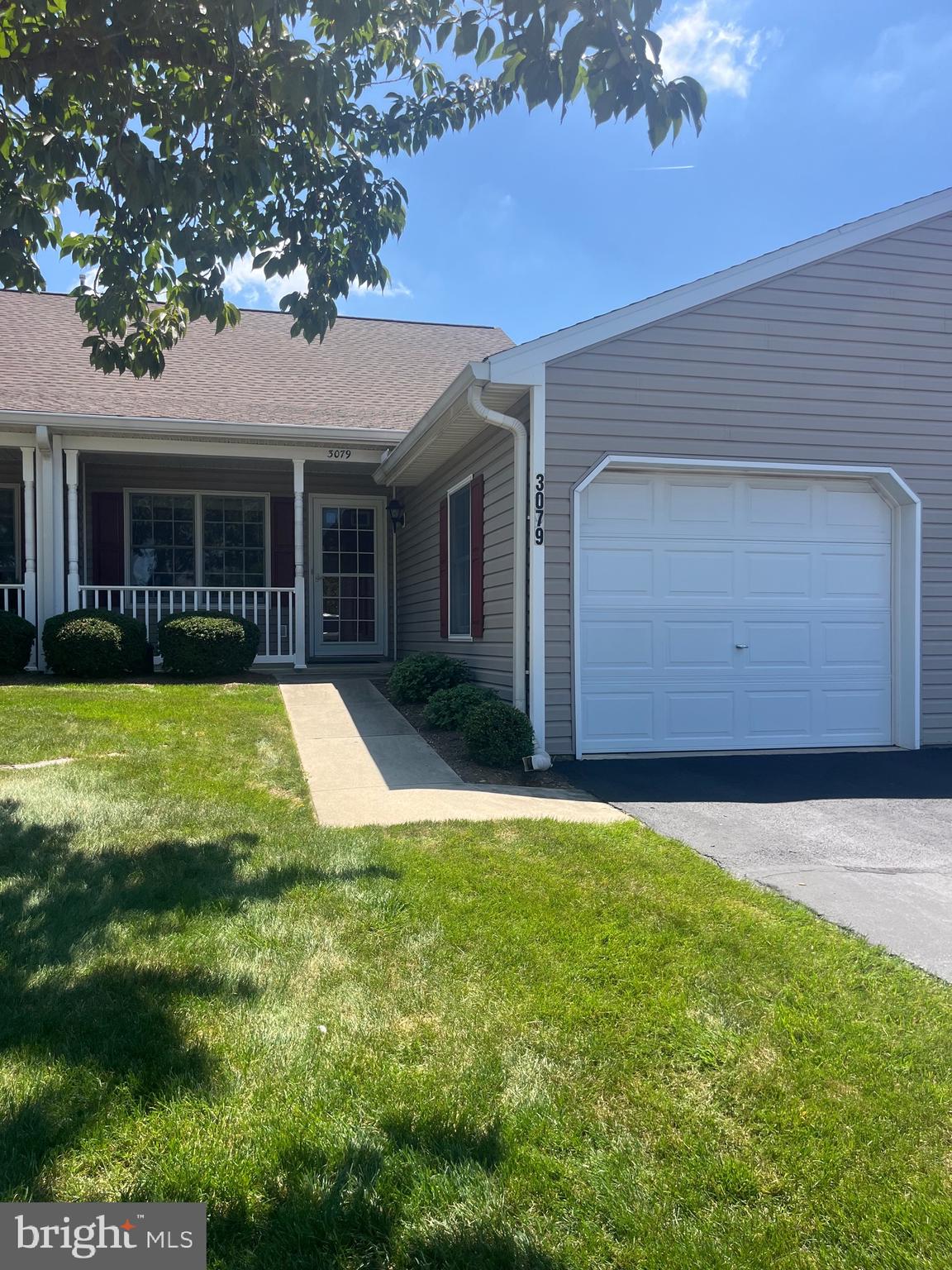 3079 Lakefield Road, Unit 3079 York, PA 17402 - Photo 5 of 22 Gallery Image 5