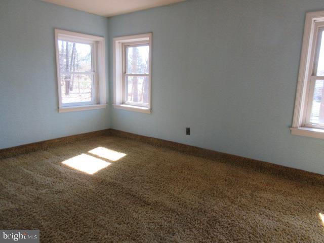 4914 Oley Turnpike Road Reading, PA 19606 - Photo 9 of 18 Gallery Image 9