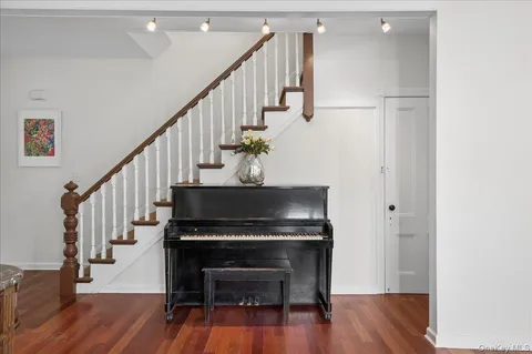 $1,175,000 | 16 Cedar Street, Hastings-on-Hudson, NY 10706