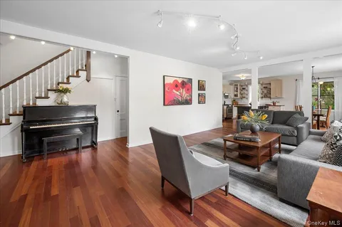 $1,175,000 | 16 Cedar Street, Hastings-on-Hudson, NY 10706