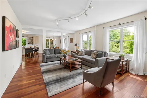 $1,175,000 | 16 Cedar Street, Hastings-on-Hudson, NY 10706