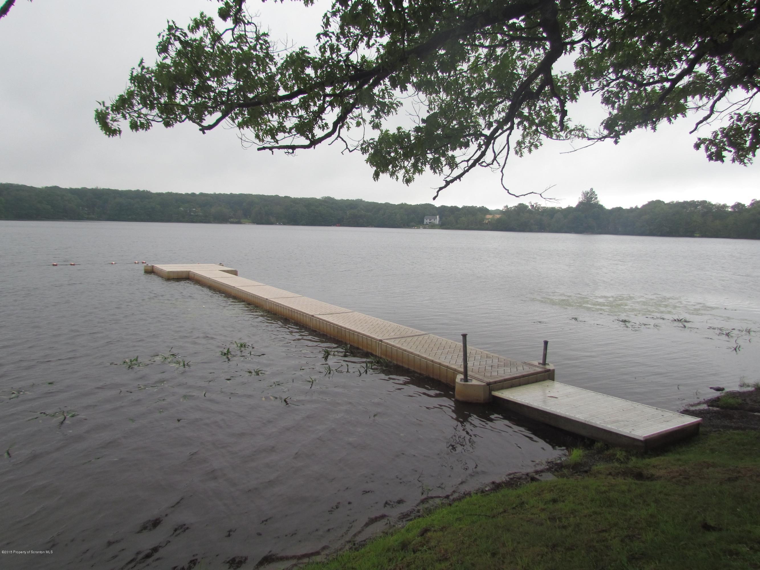 25 Glen Road Lake Ariel, PA 18436 - Photo 17 of 21 Gallery Image 17