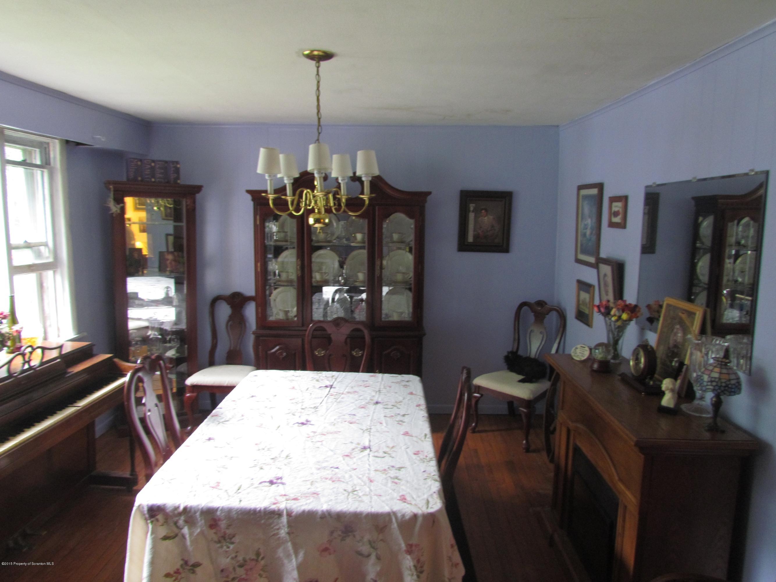 25 Glen Road Lake Ariel, PA 18436 - Photo 2 of 21 Gallery Image 2