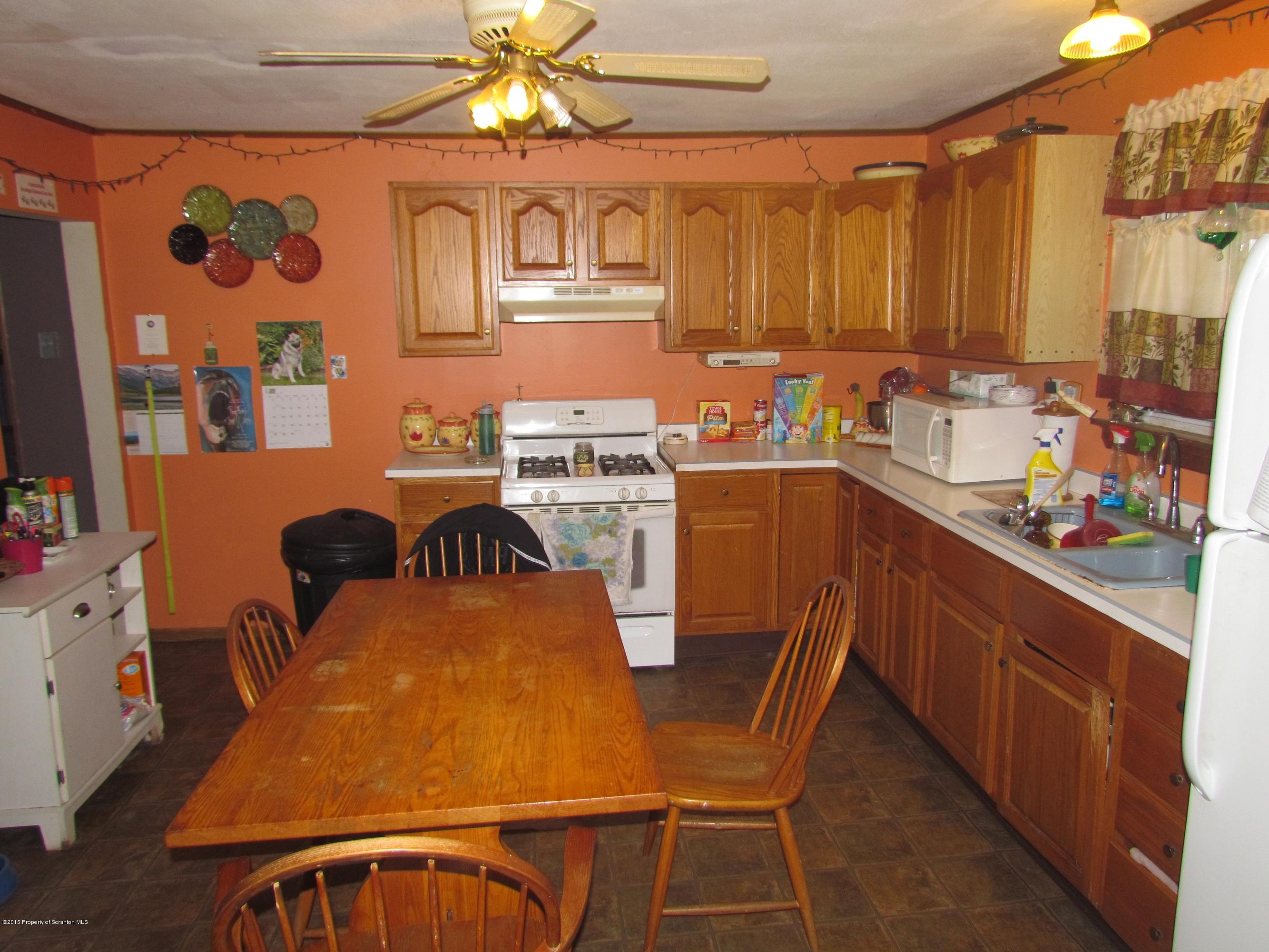 25 Glen Road Lake Ariel, PA 18436 - Photo 5 of 21 Gallery Image 5