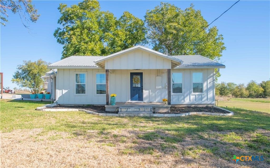 12802 County Line Road Rogers, TX 76569 - Photo 1 of 34