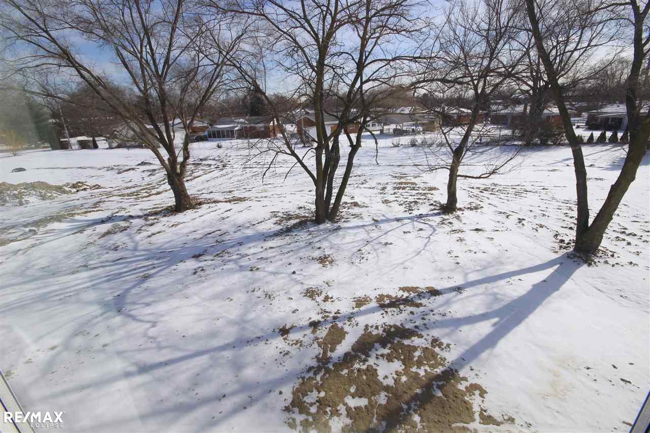 33452 Klein Road Fraser, MI 48026 - Photo 32 of 37 31351453-31.JPG